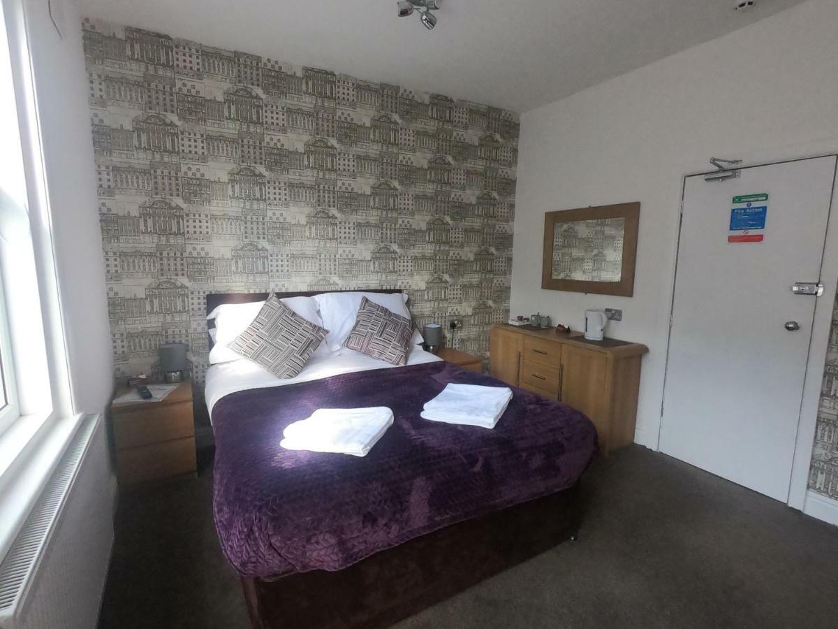 33 Hotel